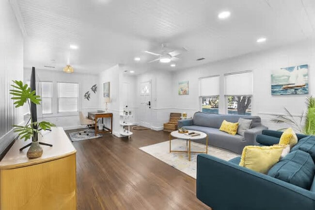 Photo - 1132 Carter Ave Unit ID1344553P