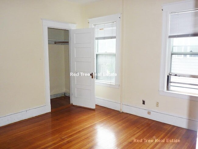 Photo - 78 Bromfield Rd Unit 2