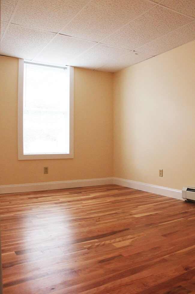 69 Spring St Unit A