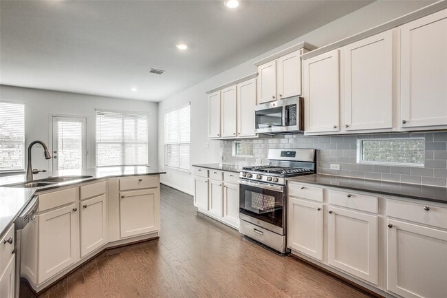 Photo - 12213 Coronilla Bnd