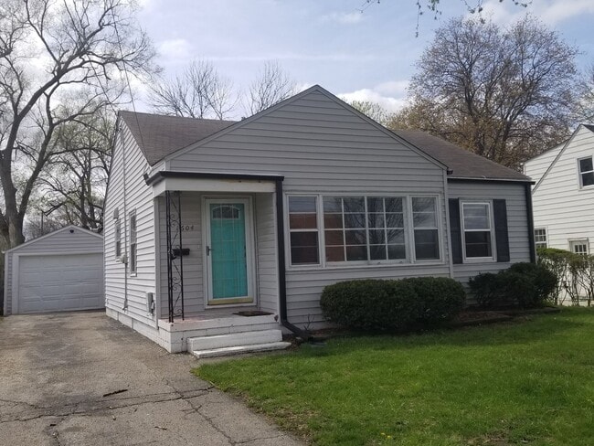 Building Photo - Charming 2 bedroom 1 bath home in Beaverdale area!