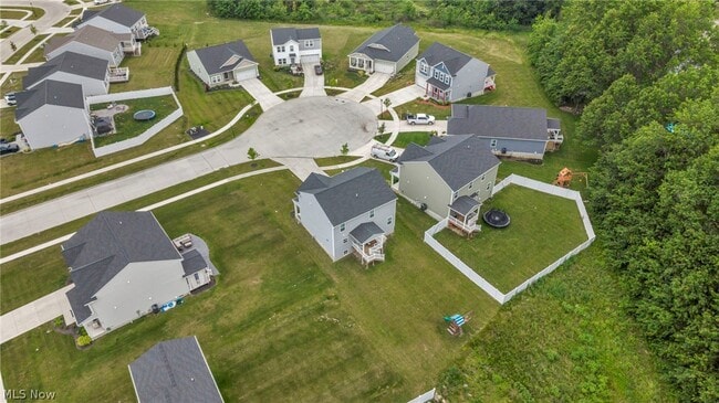 Photo - 704 Maple Hollow Ct