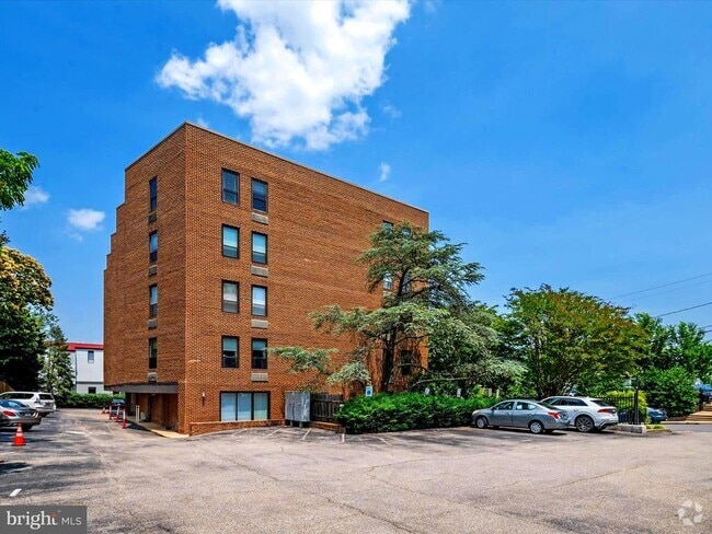 Building Photo - 316 Burnside St Unit 101 Rental