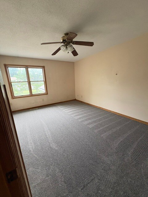 Photo - 726 Vilas St