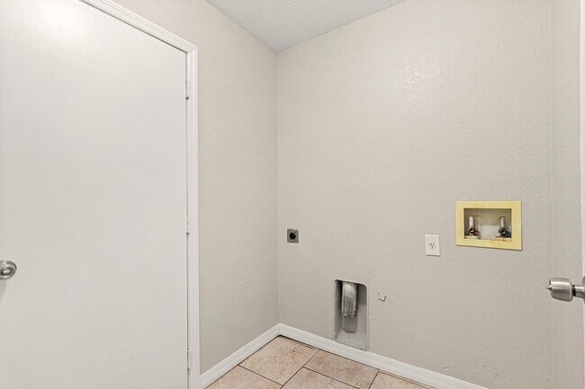 Photo - 3 Bedroom Home