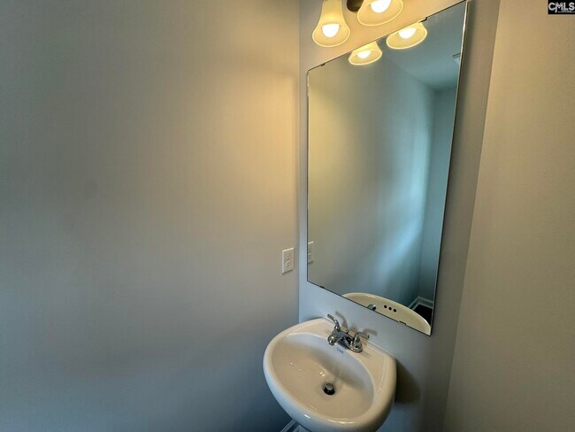 Photo - 287 Brando Wy