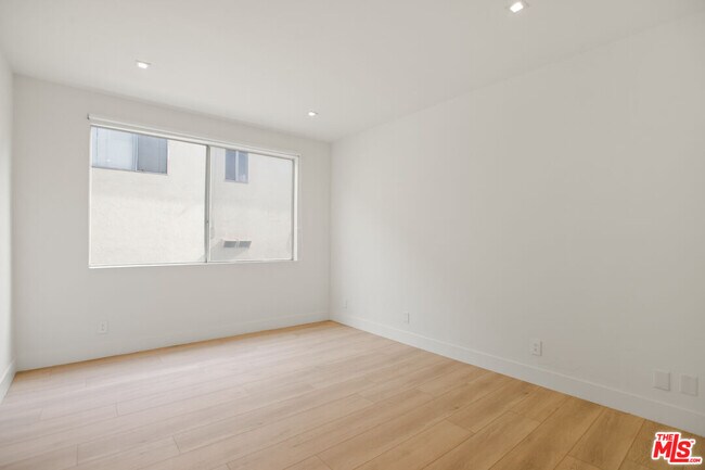 10630 Wilkins Ave Unit 102