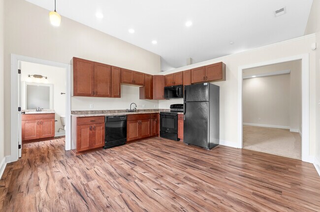 Photo - 107 Trescott Ln Unit 107