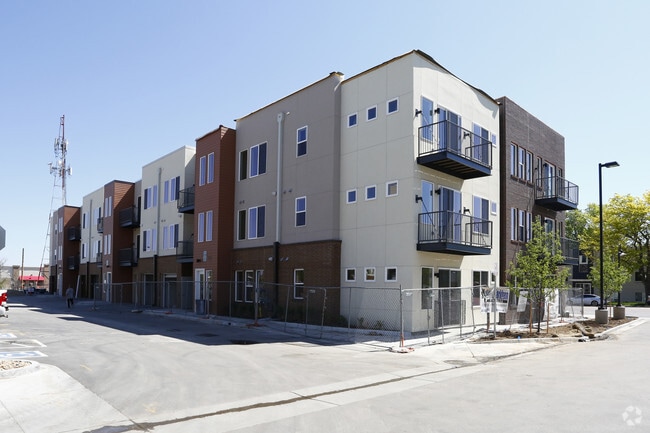 Photo - Lumien at Fitzsimons