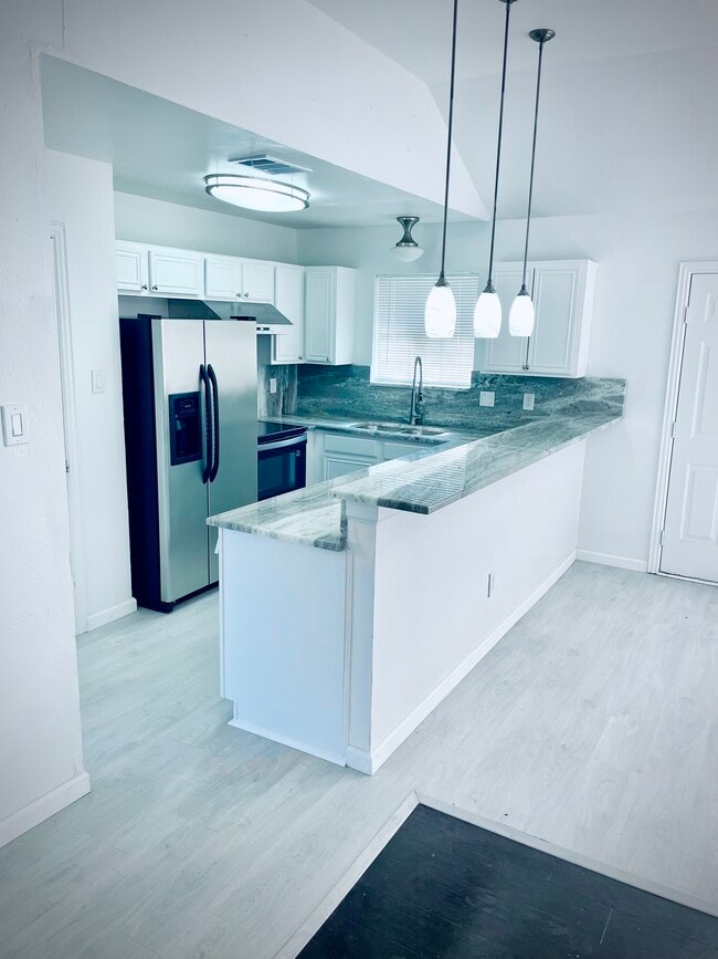 Photo - 2719 Exline St