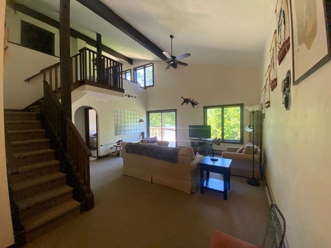 Photo - 4421 Lake Morey Rd Unit Upstairs