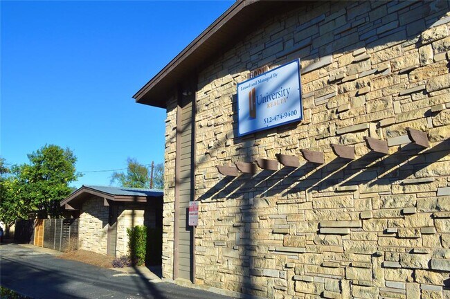 Photo - 5001 Bull Creek Rd Unit 116