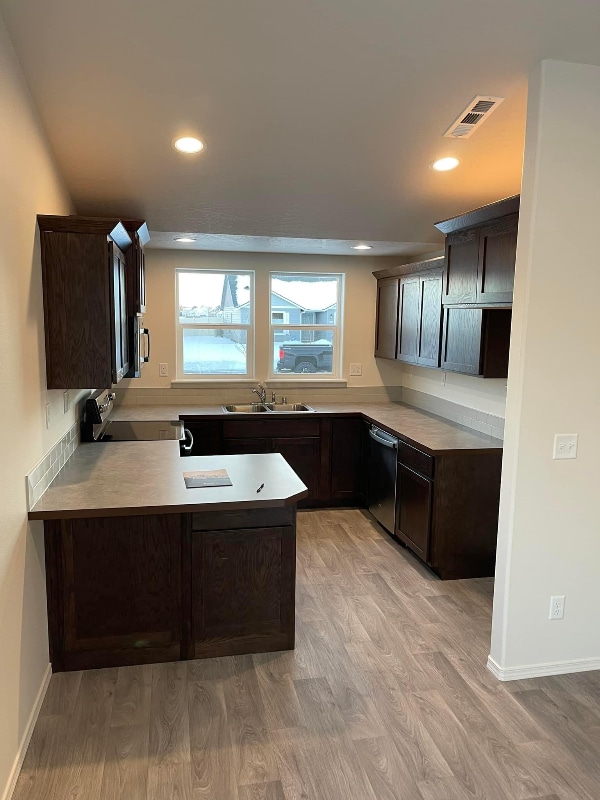 Photo - 1328 W Javelin St