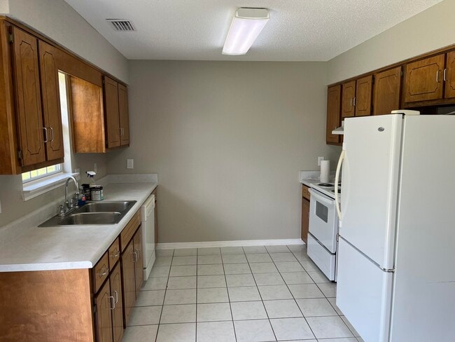 114 Oak Terrace Dr