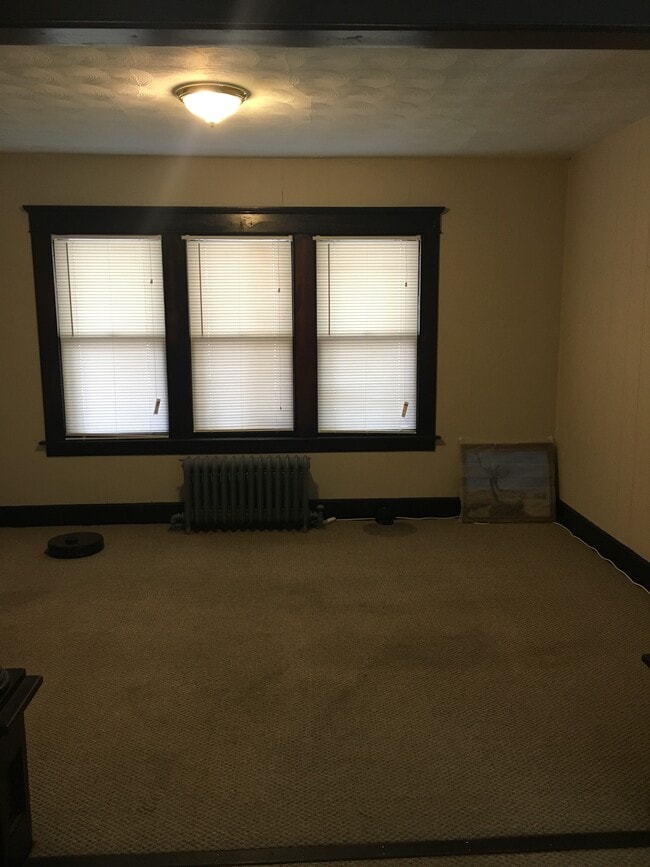 Front room - 13 Homestead Ave Unit 1