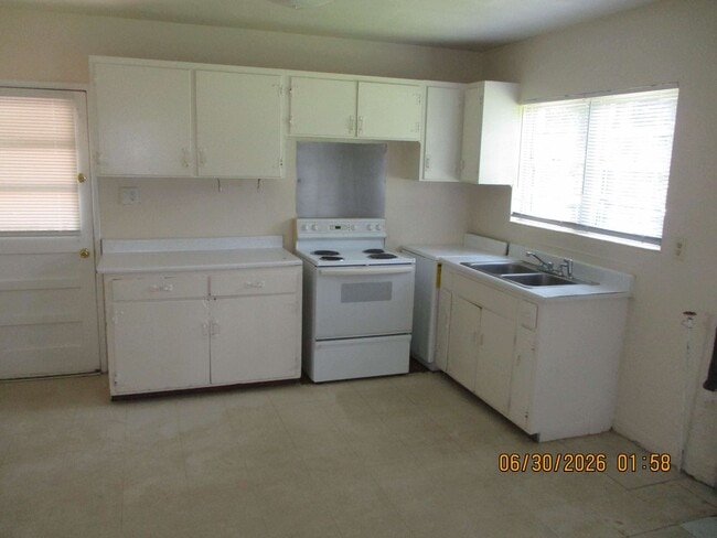 Photo - 2502 Belmont Ave