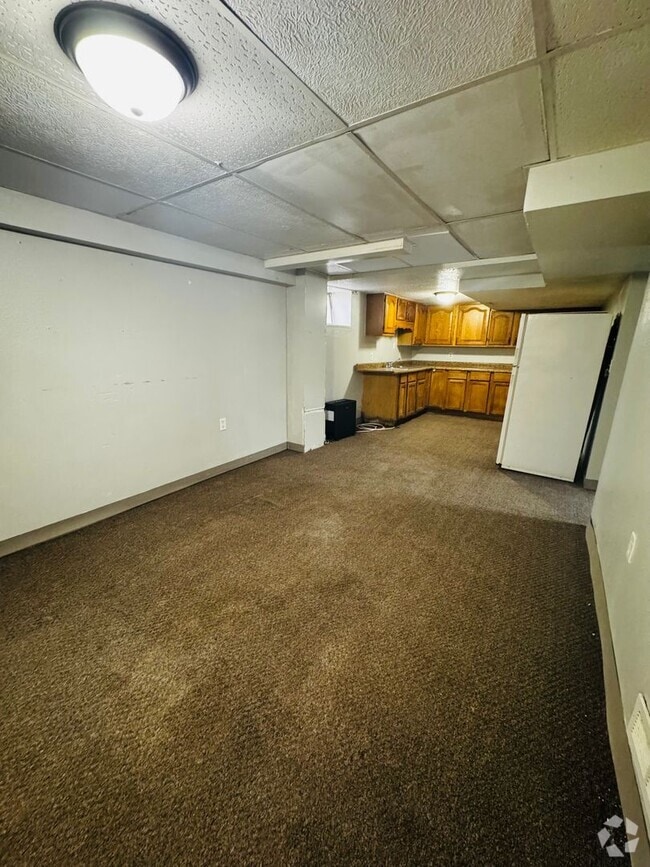 Building Photo - 623 3rd Ave SW Unit 4 Rental