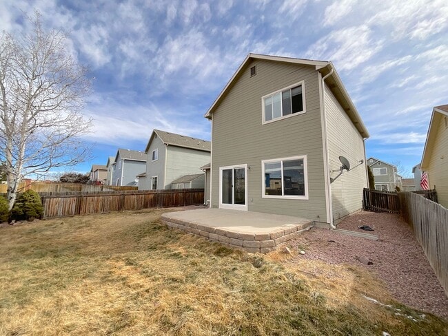 Photo - 3 Bedroom Home Available Near N Powers Blvd & Dublin Blvd!