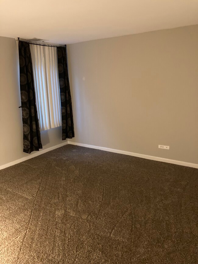 Photo - 5854 Forest View Rd Unidad C