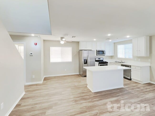 Photo - 2922 Trembling Hill Ave