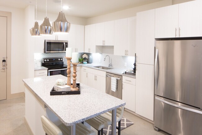 Photo - Magnolia on Moser