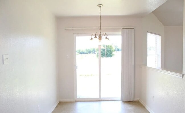 Photo - Great 3 Bedroom Home in Temple!