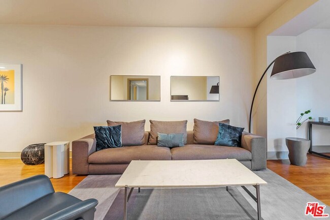 Photo - 10700 Wilshire Blvd Unit 201