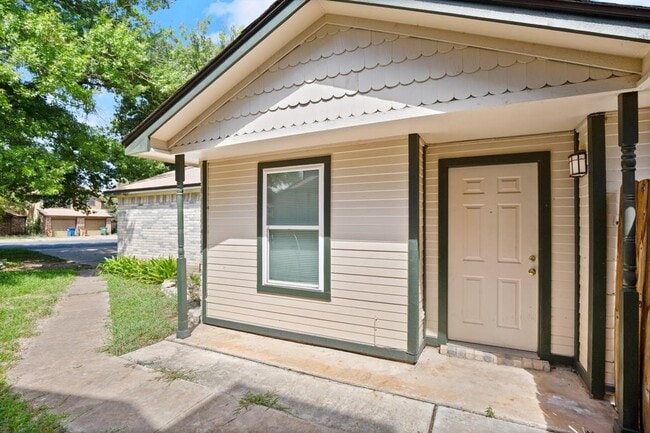 13309 Saddlebrook Trail