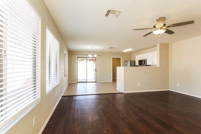 Photo - 16080 W Jackson St