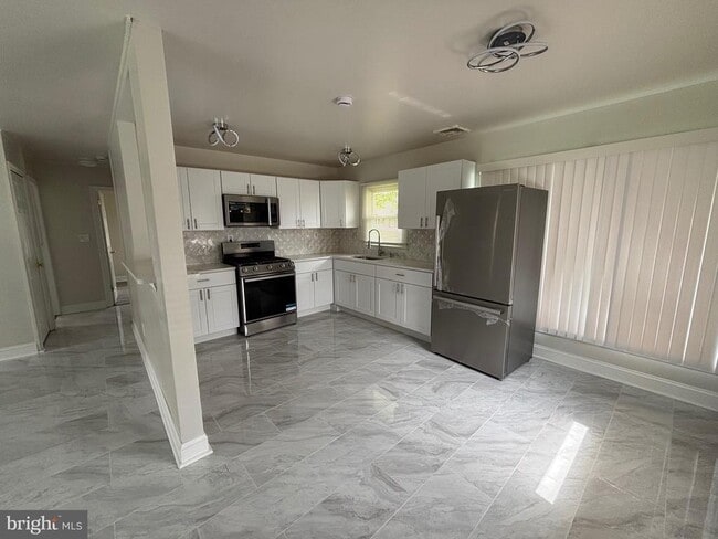 Photo - 35 Blueberry Ln