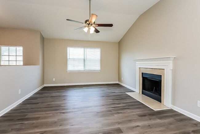 Photo - 12 Southview Dr