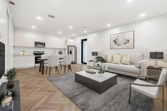 Photo - 401 Park Blvd