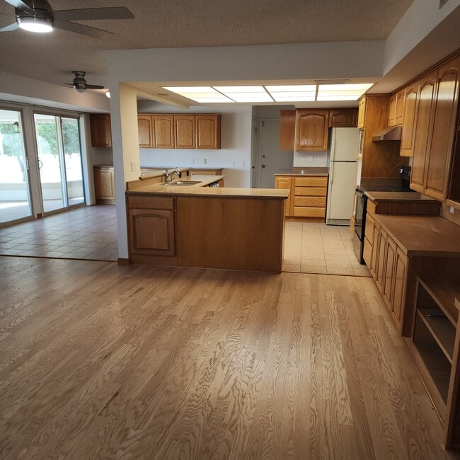 Photo - 19221 N Welk Dr