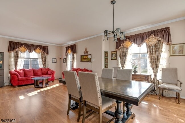 Building Photo - 49 Gordon Cir