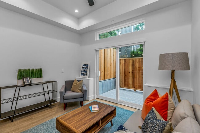 Photo - 1610 Golden Gate