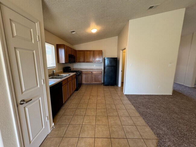 Photo - Coming soon!  Great 3 bed, 2 bath, home in Huning Ranch!