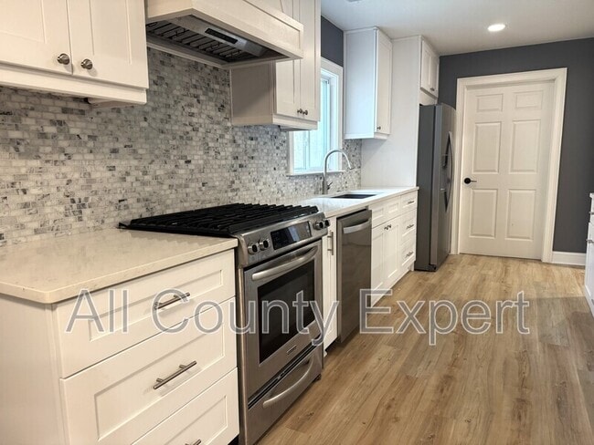 Photo - 261 Ridgewood Rd