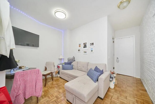 2 bedroom in New York NY 10036 - 2 bedroom in New York NY 10036 Condo Unit 3B