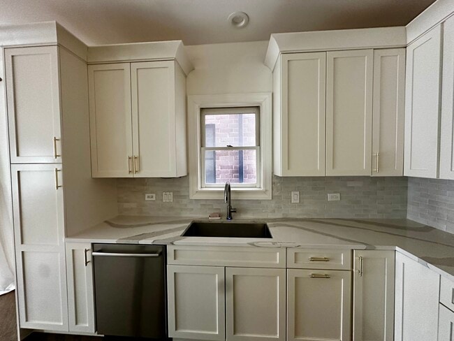 Photo - 1547 N North Park Ave Unidad #2