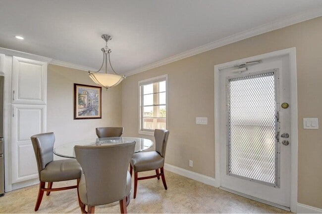 Photo - 4028 Newcastle B Unit 4028