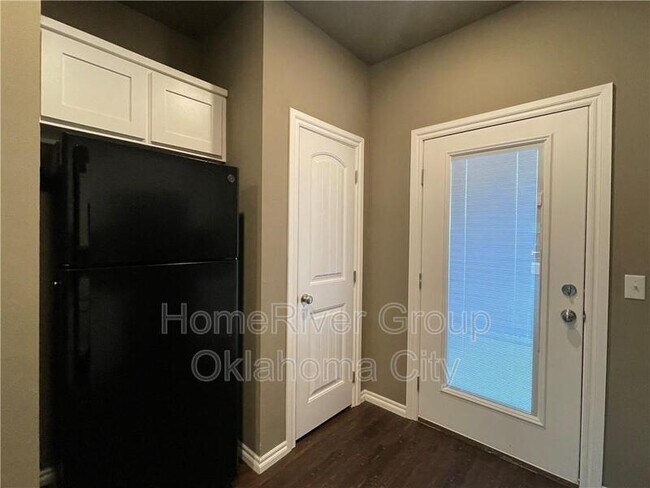 Photo - 919 SW 91st St