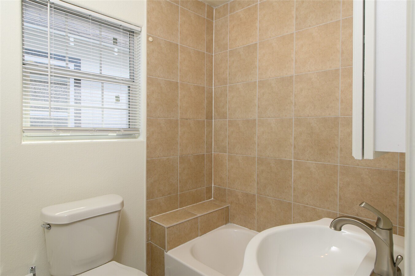 Photo - 3409 Simmons St