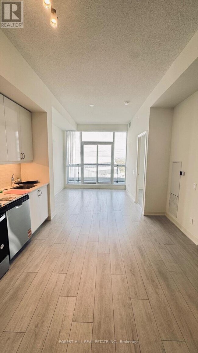 Photo - 4955 Yonge St Unit Ph215