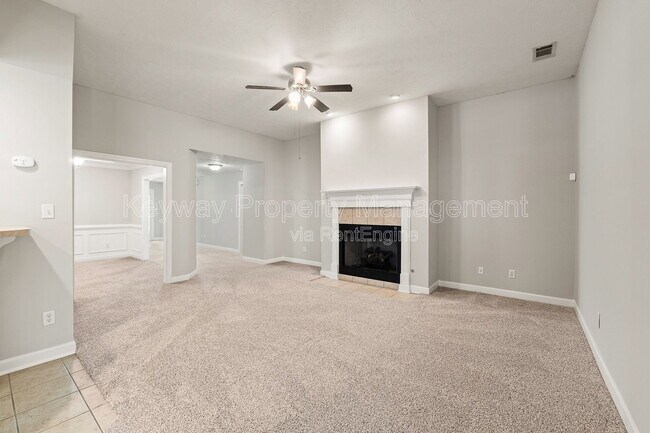 Photo - 633 Ventana Dr