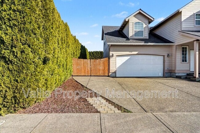 Photo - 4936 Evie Jean St NE