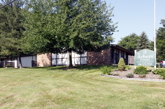 Arbors of Cortland, Howland