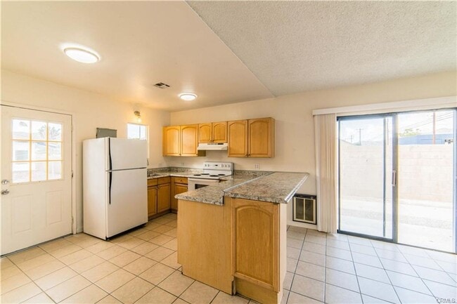 Photo - GREAT LOCATION IN DOWNTOWN - OLD TOWN YUCC...