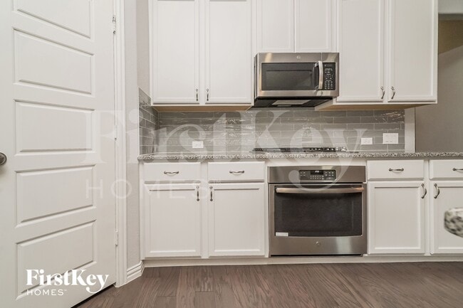 Photo - 705 Bluebird Way