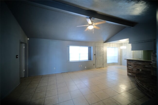 12327 Bexley Dr