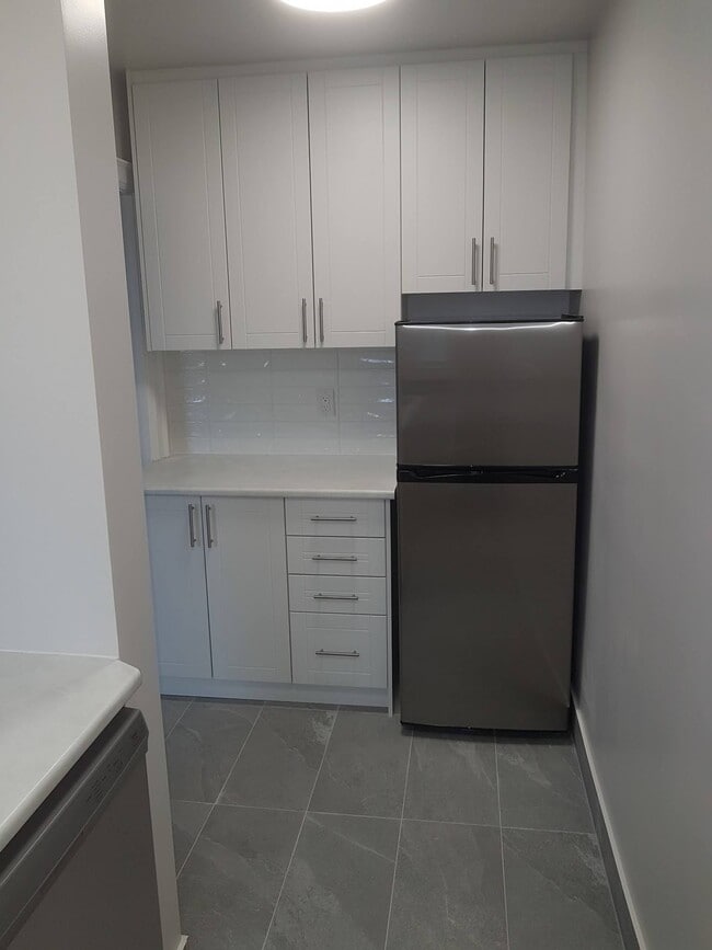 Photo - 737 Kingston Rd Unit 201